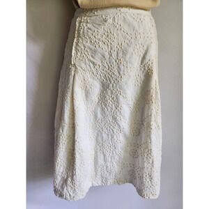 HARVE BERNARD SIZE 8 (M) EMBRIORED VINTAGE TAN & WHITE  PLEATED ZIP  SKIRT